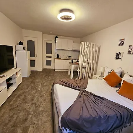 Le Cocon Yourhosthelper Apartmán *
